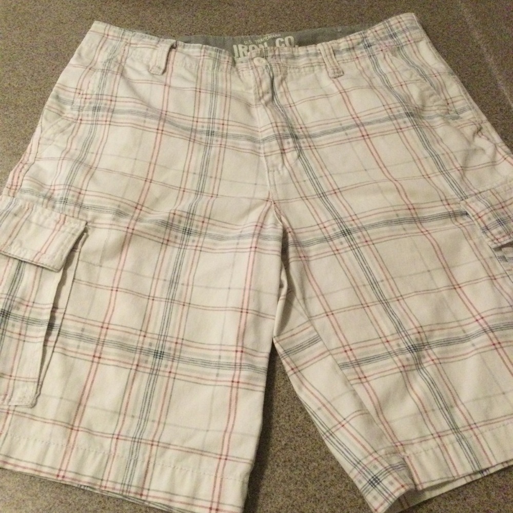 Iron Co. 100% Cotton Plaid Cargo Pants.
